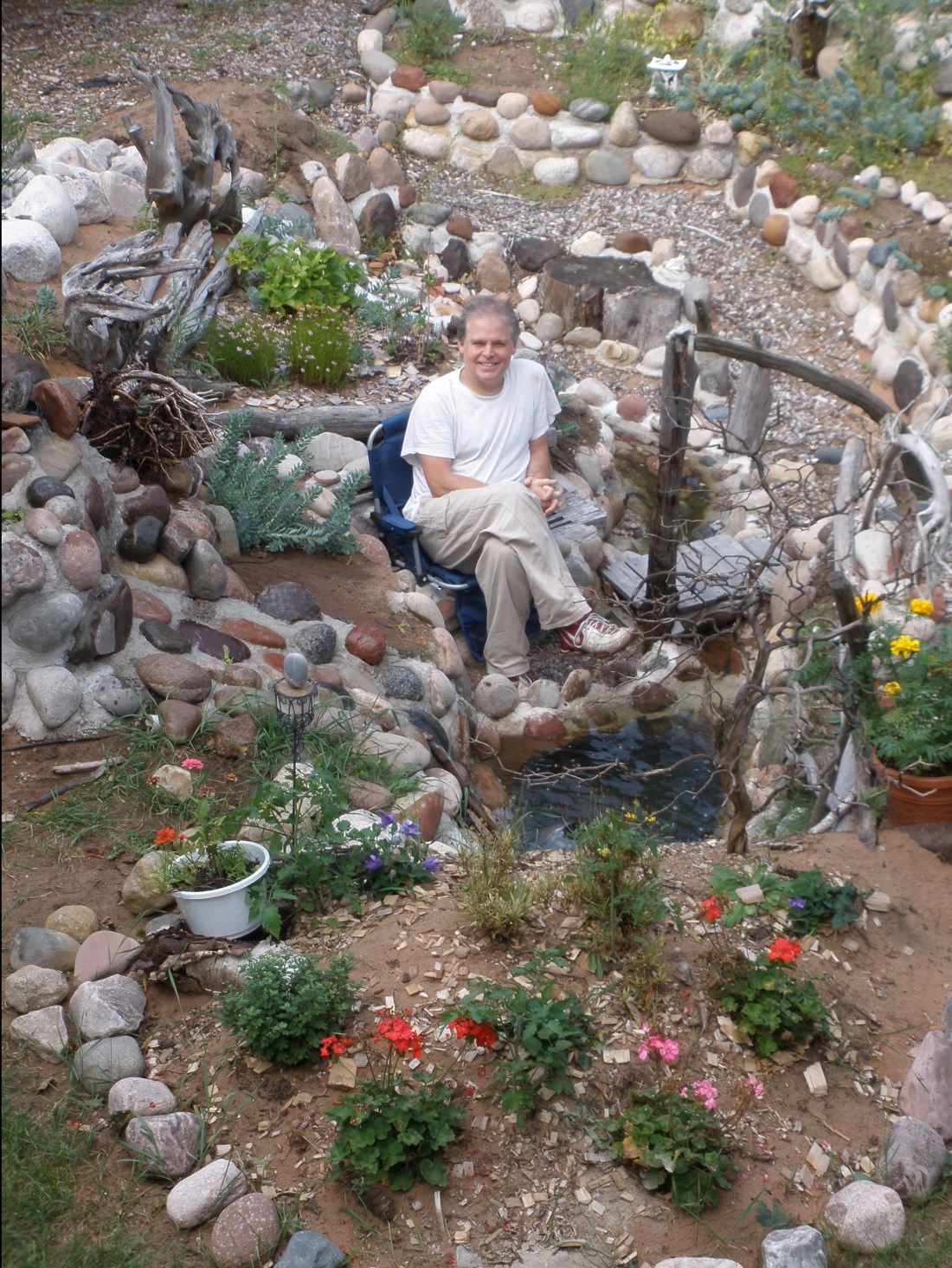 kevin-smiling-in-garden-2010.jpg